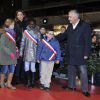 Sandrine Quétier assiste à l'éclairage des illuminations de Noël Boulogne-Billancourt en compagnie du maire de la ville, Pierre-Christophe Baguet. Le 4 décembre 2014.