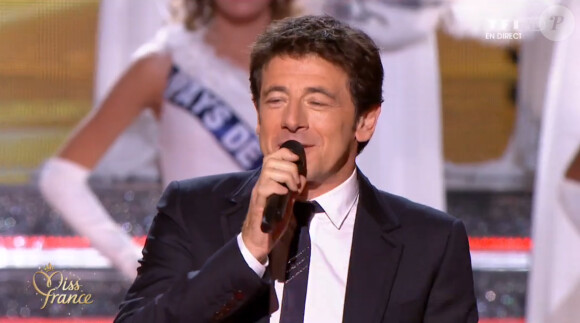 Patrick Bruel, lors de la cérémonie de Miss France 2015 sur TF1, le samedi 6 décembre 2014.