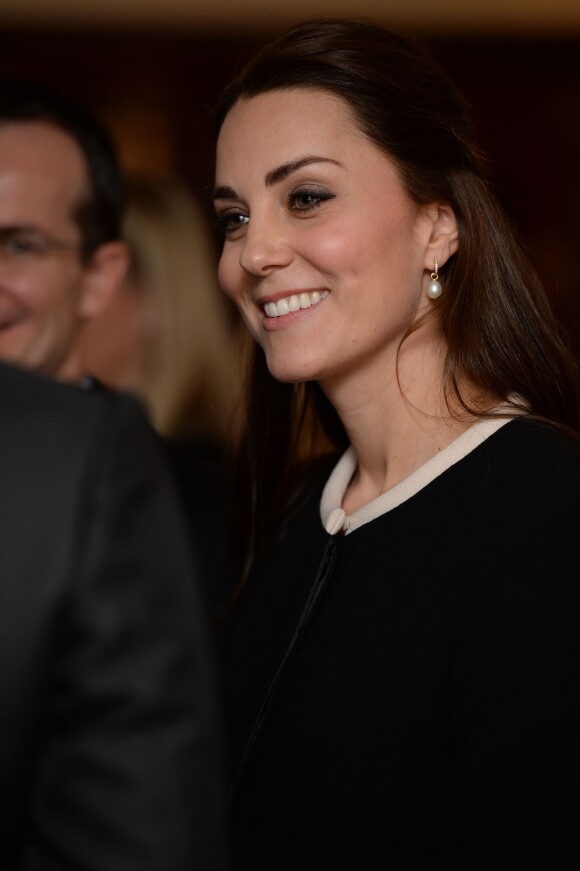 Kate Middleton, la duchesse de Cambridge, enceinte, arrive au consulat britannique pour déjeuner avec les représentants de la communauté britannique résidant à New York, du monde des arts, de la culture et de l'entreprise.