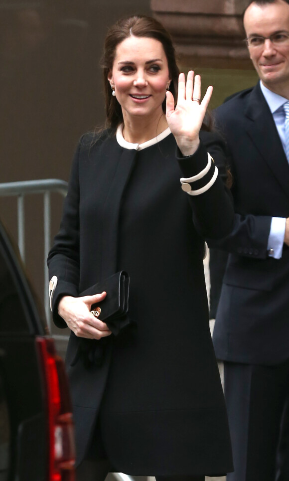 Kate Middleton à la sortie du "Northside Center for Child Development", un centre dédié aux enfants, à New York, le 8 décembre 2014.