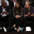  Kate Middleton et le Prince William &agrave; un match de basket ball qui oppose les Cleveland Cavaliers aux New Jersey Nets, le 8 D&eacute;cembre 2014 au Barclays Center &agrave; Brooklyn. 