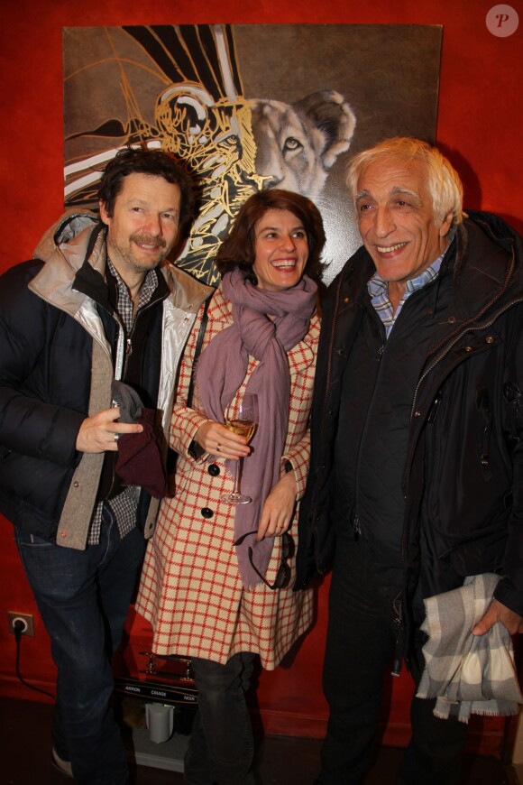 Irène Jacob et son mari Jérôme Kircher et Gérard Darmon pour les 1 an du salon de coiffure de Sarah Guetta le 8 décembre 2014