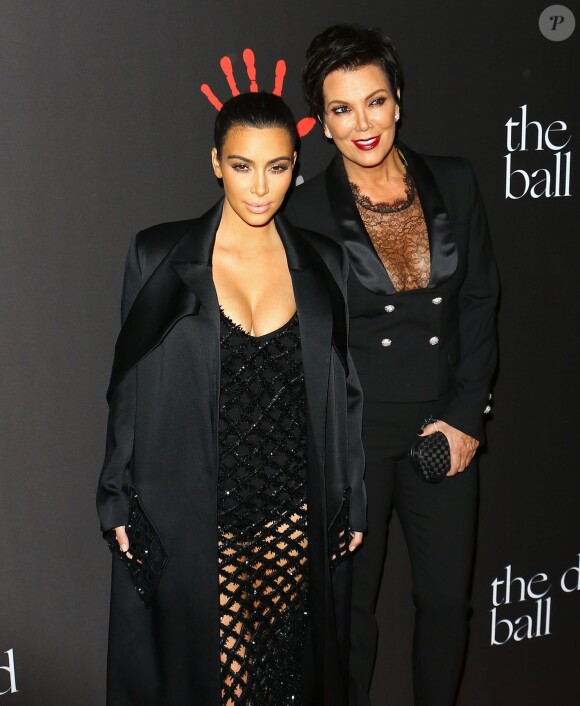 Kim Kardashian et Kris Jenner assistent au Diamond Ball de la Clara Lional Foundation. Beverly Hills, le 11 décembre 2014.