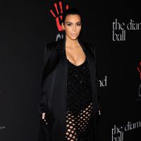 Kim Kardashian : Robe sexy et décolleté plongeant pour soutenir Rihanna