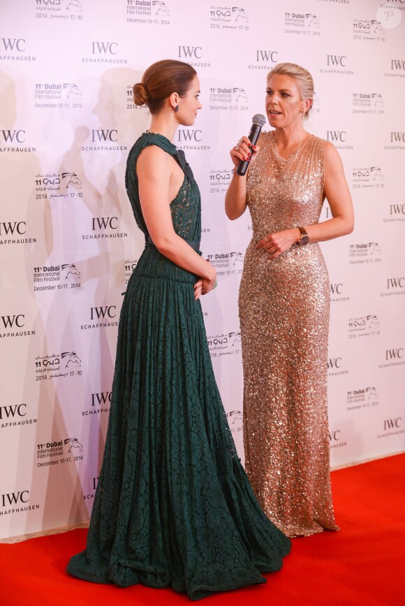Emily Blunt et Karoline Huber à l'ouverture du 11e Dubai International Film Festival, le 10 décembre 2014.