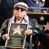 Le réalisateur et scénariste américain Paul Mazursky recevant son étoile sur le Walk of Fame le 13 décembre 2013 à Los Angeles