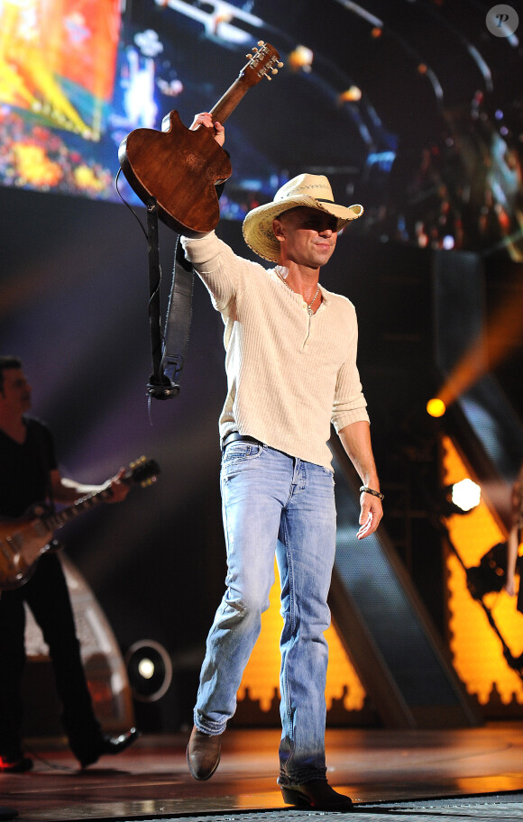 Kenny Chesney performs on the 2014 American Country Countdown Awards on FOX at the Music City Center on December 15, 2014 in Nashville, Tennessee, USA. Photo by Frank Micelotta/PictureGroup/ABACAPRESS.COM16/12/2014 - Nashville