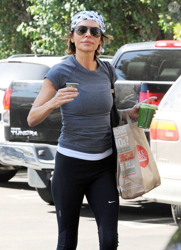Exclusif - Lisa Rinna va faire des courses chez Whole Foods à Los Angeles, le 18 septembre 2014.