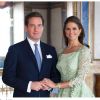 La princesse Madeleine de Suède et son mari Christopher O'Neill ont annoncé le 19 décembre 2014 qu'ils attendent leur deuxième enfant pour l'été 2015.