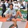 Rafael Nadal, vainqueur de Rolland Garros à l'issue de sa finale face à Novak Djokovic. Paris, le 8 juin 2014.