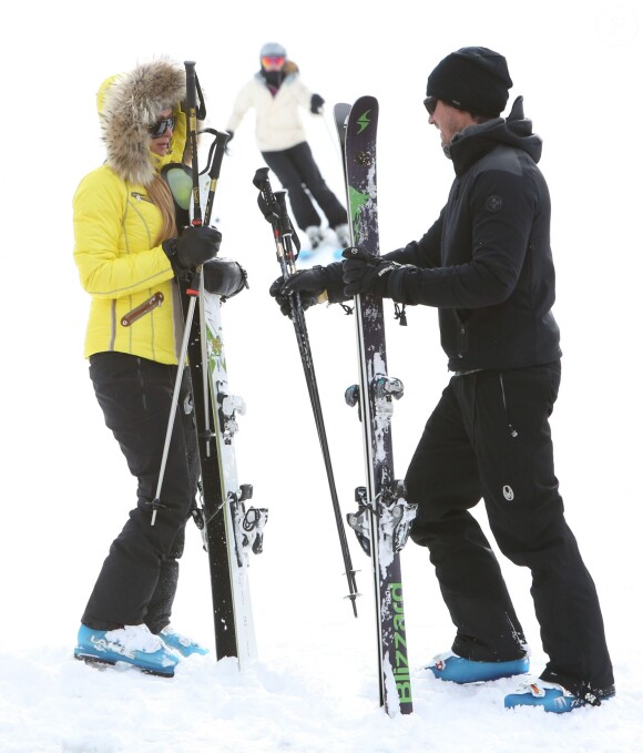 Paris Hilton fait du ski à Aspen, le 20 décembre 2014. 