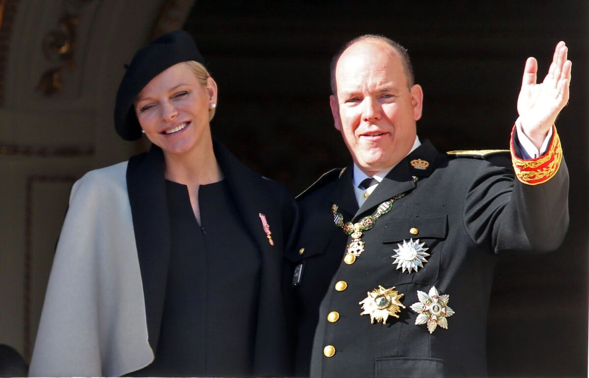 Photo : La Princesse Charlène (enceinte) (habillée En Akris) Et Le ...