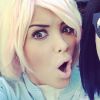 Nabilla a posté des photos d'elle en blonde alors qu'elle est en voyage au Japon.