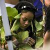 Semi-Exclusif - Rihanna fait la fête à Shell Beach avec des amis à Saint-Barthélémy le 1 er janvier 2015 