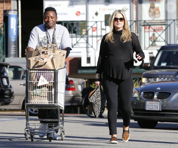 Ali Larter enceinte fait ses courses chez Whole Foods à West Hollywood, le 5 janvier dernier