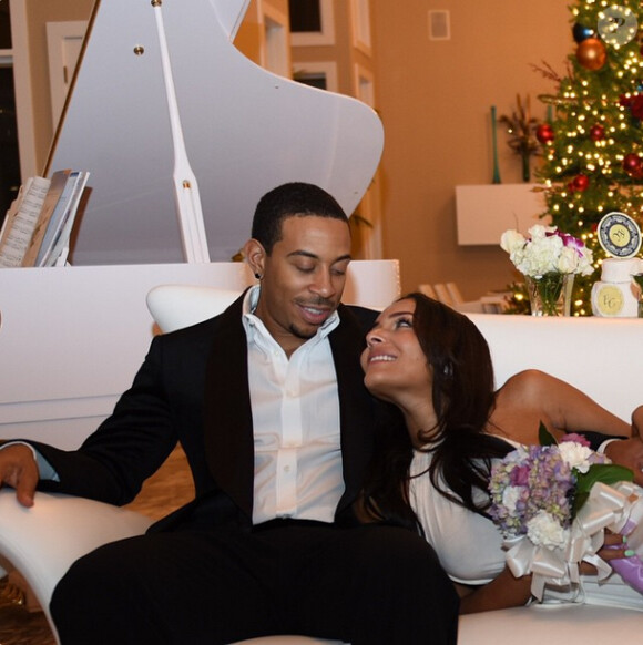 Ludacris et Eudoxie se sont fiancés et mariés le même jour, le 24 décembre 2014 ! Photo publiée début janvier sur Instagram, après leur lune de miel au Costa Rica.