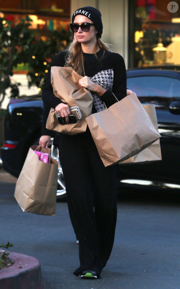 Exclusif - Paris Hilton fait du shopping à Beverly Glen, le 4 janvier 2015.
