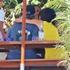 Exclusif - George Clooney et sa femme Amal Alamuddin, lors d'un déjeuner en présence de leurs amis Cindy Crawford et Rande Gerber pendant leurs vacances à Cabo San Lucas le 1 janvier 2015 au Mexique.
