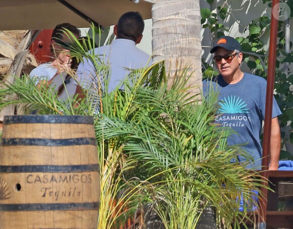 Exclusif - George Clooney avec Rande Gerber à Cabo San Lucas le 1 janvier 2015 au Mexique.
