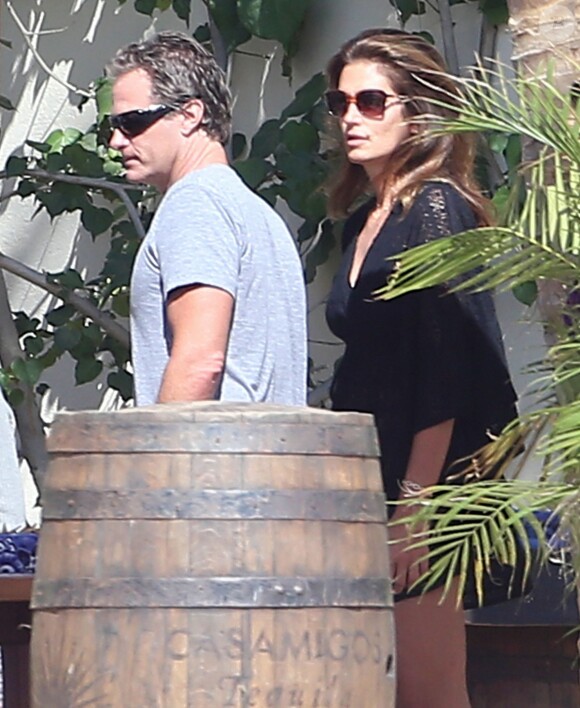 Exclusif - Rande Gerber et Cindy Crawford - George Clooney avec Amal Alamuddin et leurs amis Cindy Crawford et Rande Gerber pendant leurs vacances à Cabo San Lucas le 1 janvier 2015 au Mexique.