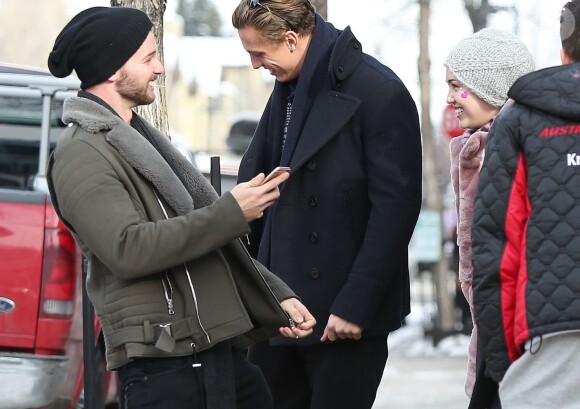 Exclusif - Arnold Schwarzenegger, sa compagne Heather Milligan, son fils Patrick Schwarzenegger et sa petite-amie Miley Cyrus lors d'un week-end en famille à Sun Valley, le 27 décembre 2014.