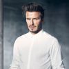 David Beckham, modèle élégant pour la nouvelle collection Modern Essentials d'H&M, disponible à partir du 5 mars.