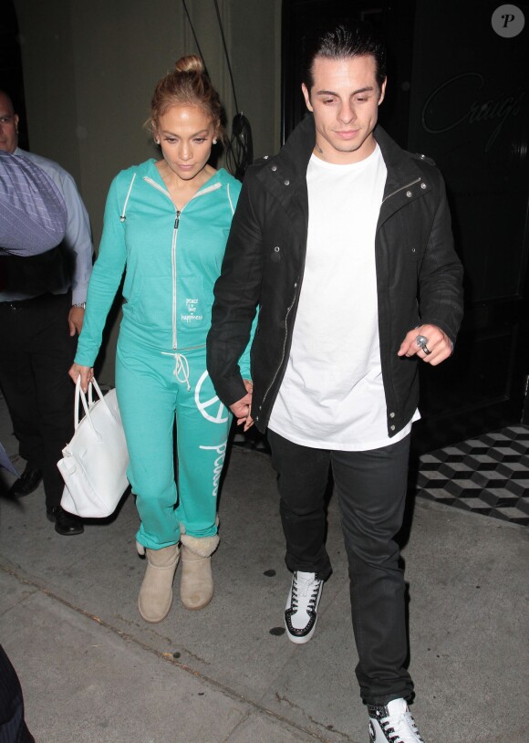 Jennifer Lopez et son petit-ami Casper Smart vont dîner à West Hollywood le 20 mai 2014. 