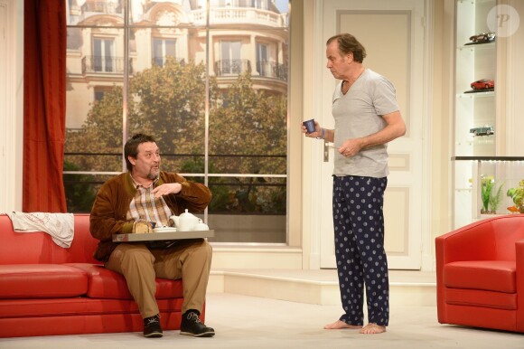 Guy Lecluyse, Michel Leeb lors du filage de la pièce "Le Tombeur" au théâtre des Nouveautés à Paris le 21 janvier 201