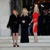 Goldie Hawn, Donatella Versace et Kate Hudson à la Chambre de commerce et d'industrie pour le défilé Atelier Versace haute couture printemps-été 2015 à Paris, le 25 janvier 2015.