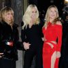 Goldie Hawn, Donatella Versace et Kate Hudson à la Chambre de commerce et d'industrie pour le défilé Atelier Versace haute couture printemps-été 2015 à Paris, le 25 janvier 2015.