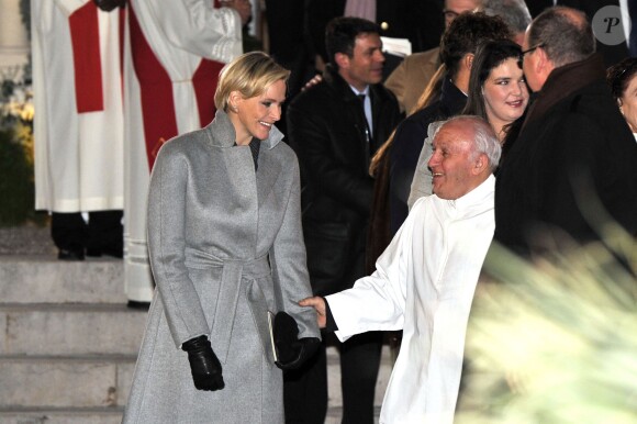Le prince Albert II de Monaco et la princesse Charlene célébraient la Sainte Dévote, le 26 janvier 2015 sur le port Hercule. Ils ont embrasé ensemble la barque rappelant la légende de la martyre corse devenue sainte patronne de la principauté.