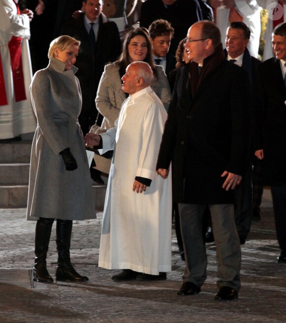 Le prince Albert II de Monaco et la princesse Charlene ont pris part aux traditionnelles célébrations de Sainte Dévote, le 26 janvier 2015 sur le port Hercule. Ils ont embrasé ensemble la barque rappelant la légende de la martyre corse devenue sainte patronne de la principauté.