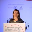 La reine Letizia d'Espagne présidait le 30 janvier 2015 le 1er symposium international sur les cancers de la peau, à Madrid