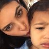 Selfie de Kim Kardashian et sa fille North, visiblement ennuyée. Photo postée le 31 janvier 2015.