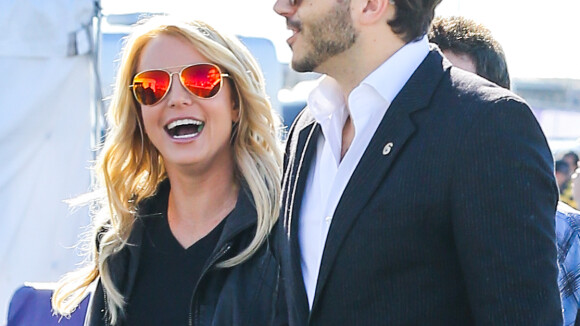 Britney Spears et Charlie Ebersol : Amoureux et complices au Super Bowl XLIX