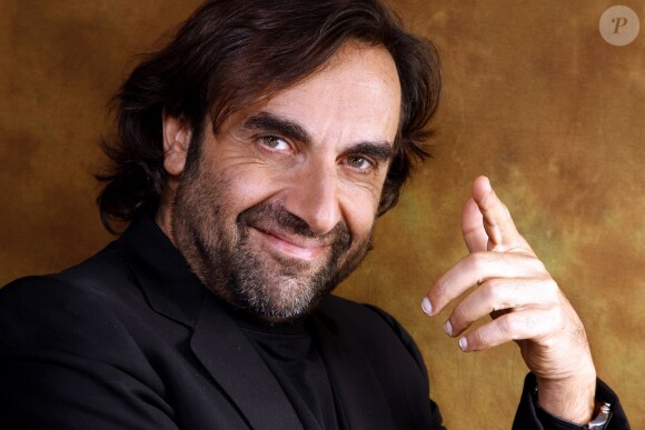 André Manoukian pose à Paris en octobre 2013. 