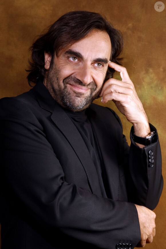 André Manoukian pose à Paris en octobre 2013.