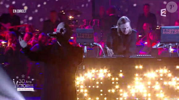David Guetta aux 30e Victoires de la musique, au Zénith de Paris, le 13 février 2015.