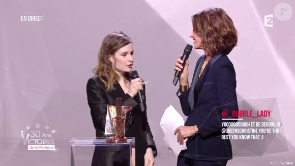 Christine and The Queens récompensée aux 30e Victoires de la musique, au Zénith de Paris, le 13 février 2015.