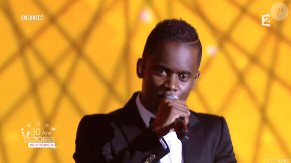 Black M aux 30e Victoires de la musique, au Zénith de Paris, le 13 février 2015.