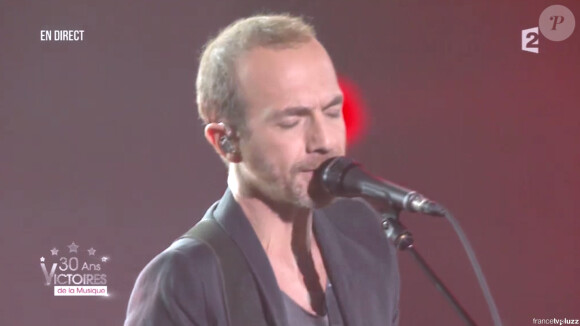 Calogero aux 30e Victoires de la musique, au Zénith de Paris, le 13 février 2015.