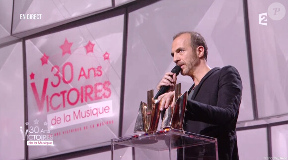 Calogero aux 30e Victoires de la musique, au Zénith de Paris, le 13 février 2015.