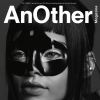 Rihanna en couverture du nouveau numéro (printemps-été 2015) du magazine AnOther, dédié à Alexander McQueen. Photo par Inez et Vinoodh.