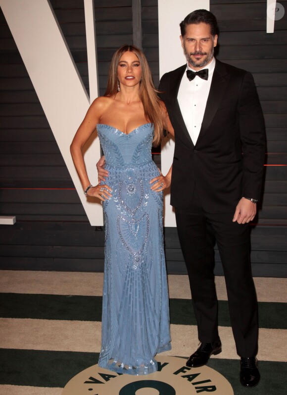 Joe Manganiello et Sofia Vergara assistent à la soirée post-Oscars du magazine Vanity Fair au Wallis Annenberg Center. Beverly Hills, Los Angeles, le 22 février 2015.