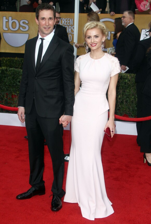 Noah Wyle et sa compagne Sara Wells - People arrivant a la 19eme ceremonie des "Screen Actors Guild Awards" a Los Angeles, le 27 janvier 2013. 