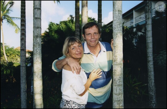 Pierre Bachelet et sa femme Fanfan, à la Martinique, le 15 octpobre 2000.