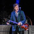  Paul McCartney lors d'un concert au Allianz Parque lors de sa tourn&eacute;e Out There &agrave; Sao Paulo, au Br&eacute;sil le 25 novembre 2014&nbsp; 