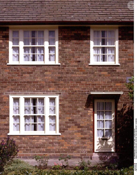 Photo de la facade de la maison familiale de Paul McCartney à Liverpool, le 16 juillet 1998 