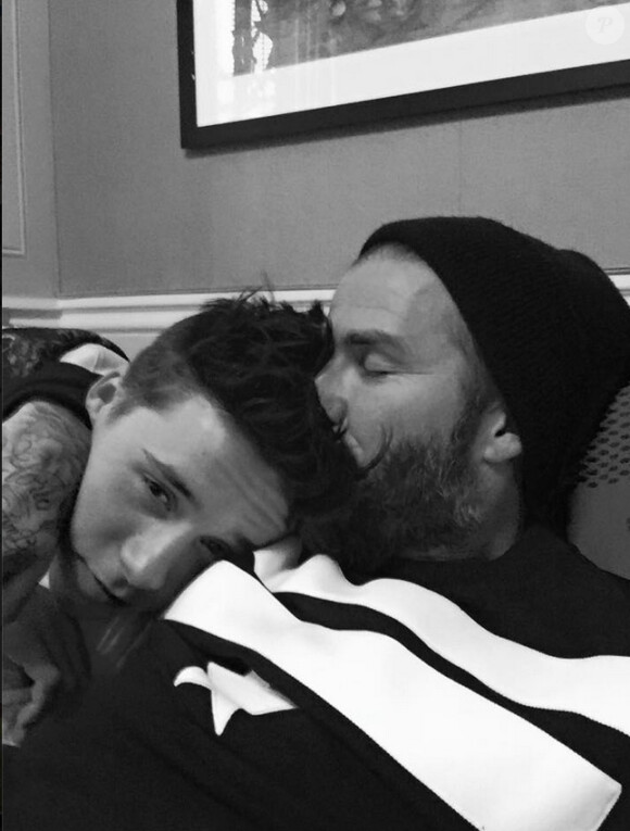 David Beckham a posté une photo de son fils Brooklyn qui fête ses 16 ans aujourd'hui