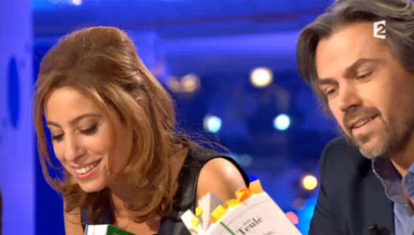 Léa Salamé et Aymeric Caron dans On n'est pas couché sur France 2, le samedi 7 mars 2015.